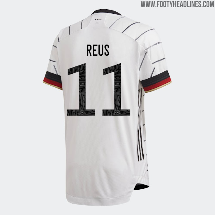 Schrift auf neuem DFB Trikot sorgt für Verwirrung Schrift auf neuem DFB Trikot sorgt für Verwirrung